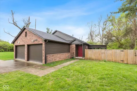 Indianapolis Duplex on Large Lot