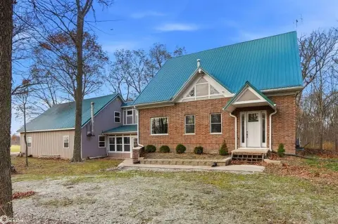 Crawfordsville Cabin-Style Home on Acreage