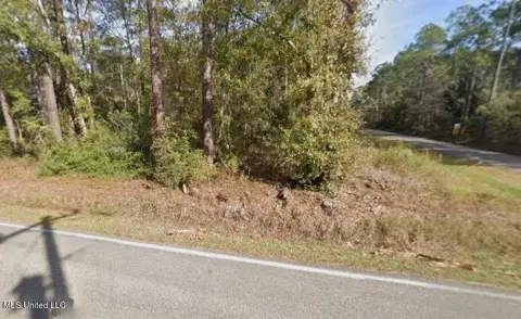 Wooded Corner Lot Near Coast