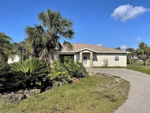 Tenant-Occupied Duplex with Updated Kitchens
