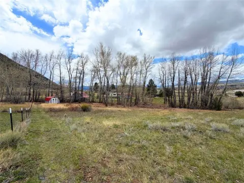 3.89 Acres in Butte, MT