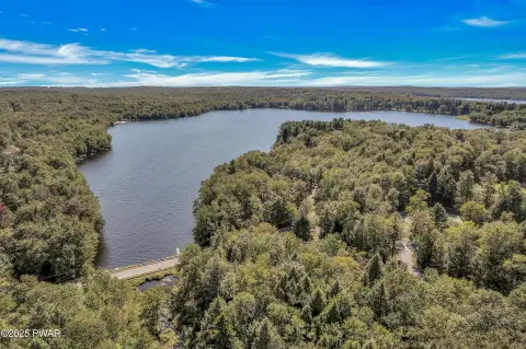 Residential Land in Lake Community