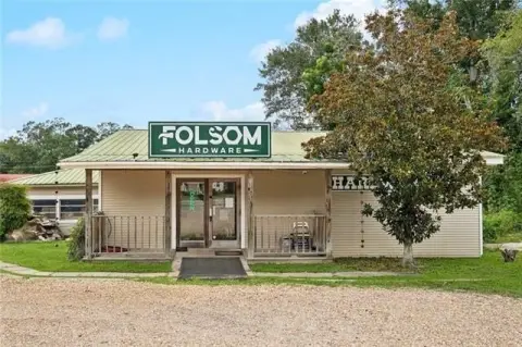 Highway-Frontage Retail Building