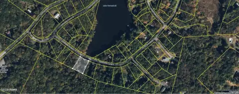 Lakefront Lot in Dingmans Ferry
