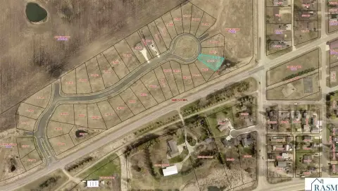 Residential Land in Madison Lake