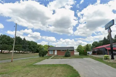 Brick Retail Building with Basement