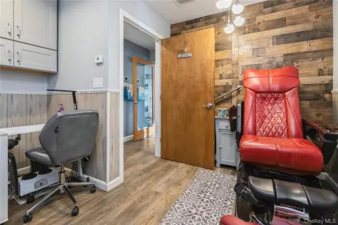 Oakdale Medical/Spa Office Space