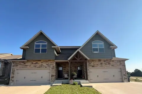 Two-Unit Five-Bedroom Duplex