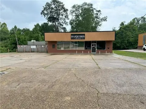 Kentwood Commercial Opportunity For Sale