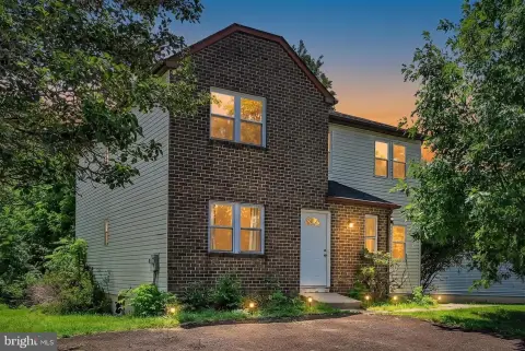 Renovated Duplex with Private Basements