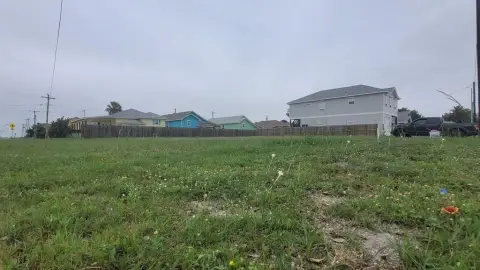 Residential/Commercial Lots with Water View