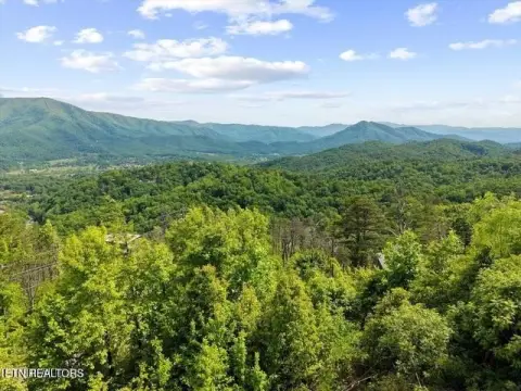 Mountain Top Land with Views