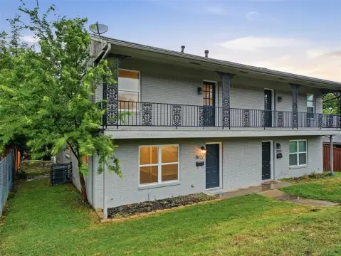 Dallas Duplex in Growing Area