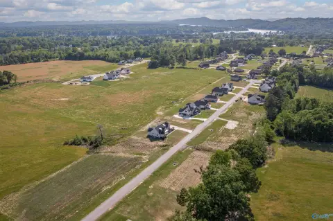 Residential Land in Hunter's Crossing