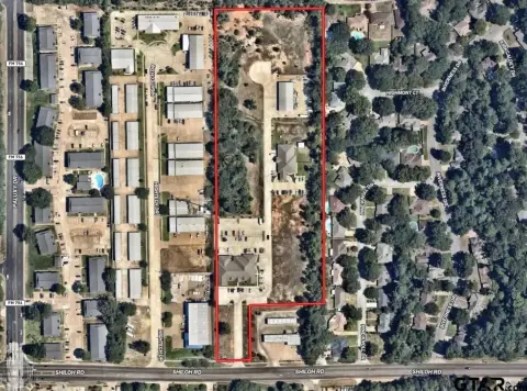 Tyler Commercial Property with Buildings