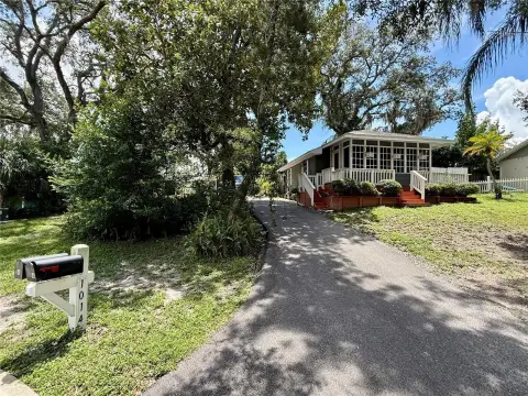 Triplex Property with Multiple Buildings