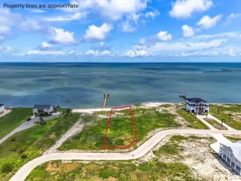 Bayfront Lot in Rockport, TX