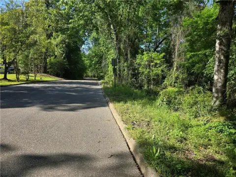 Land in Desirable Eufaula Neighborhood