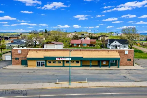 Grocery Store with Real Estate