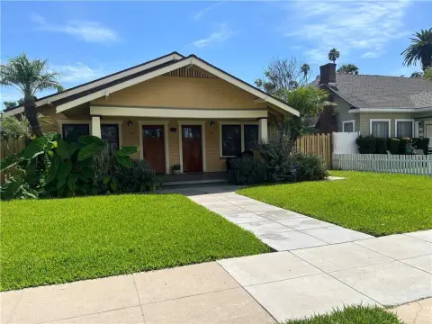 1920s Duplex Residence with Yard