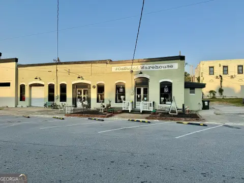 Historic Mixed-Use Building