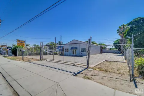 Body Shop Auto Shop Property