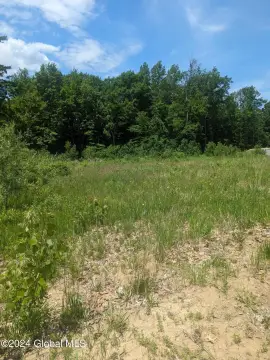 Residential Land in Halfmoon, NY