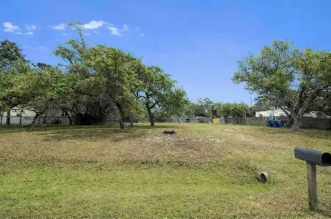 Residential Lot in Rockport, TX