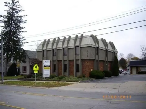 Upstairs Office Suite with Parking