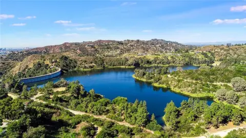 Hollywood Hills Building Sites