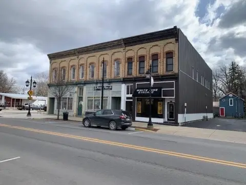 Mixed-Use Retail and Apartment