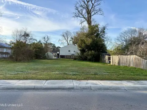 Residential Lot in Biloxi, MS