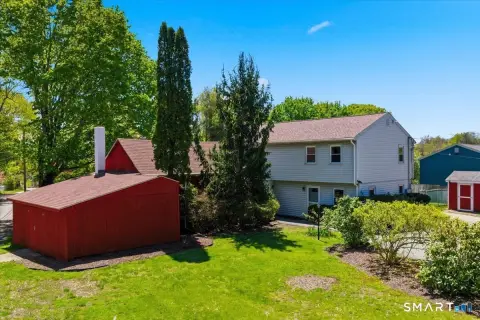 Updated Duplex in East Lyme