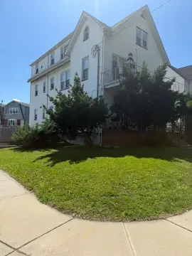 Three-Family Triplex with Garages