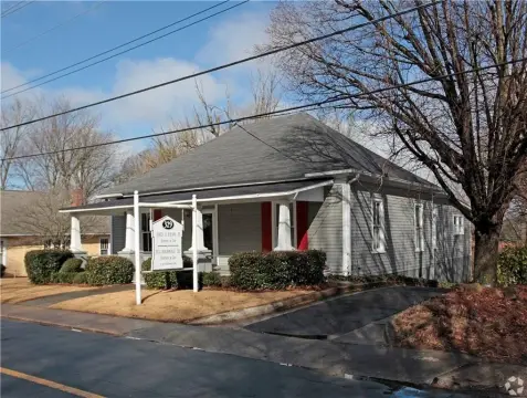 Office Building on Large Lot