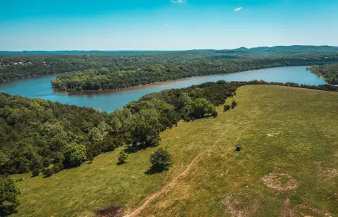 194 Acres with Lake Frontage