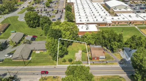Commercial Land with Public Utilities