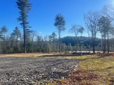 Residential Land in Milford, PA