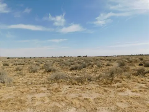 Lake Los Angeles Land Opportunity