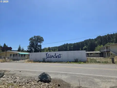 24-Room Hotel Requiring Renovation