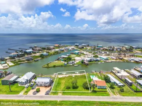 Double Waterfront Canal Lot