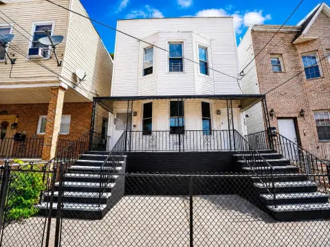 Renovated Duplex with Private Entrances