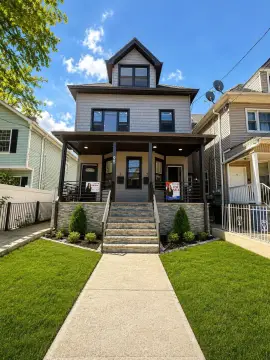 Renovated Colonial Duplex