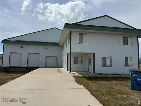 Flex Space with Warehouse Area