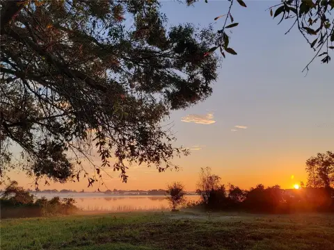 Lakefront Land in Lake Wales