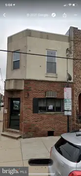 Commercial Storefront with Basement