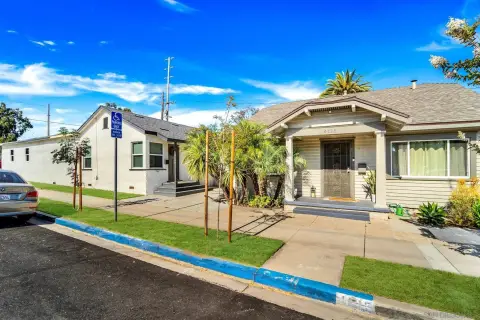 Updated Triplex with On-Site Parking