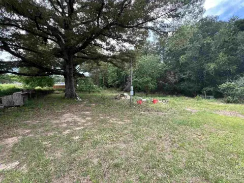 Land in Booneville Community