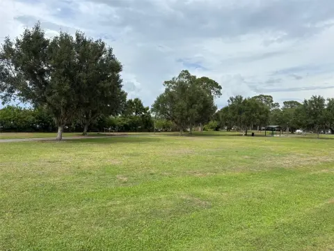 Lakefront Lot in Winter Haven