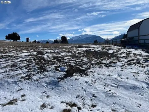 Enterprise Land with Mountain Views